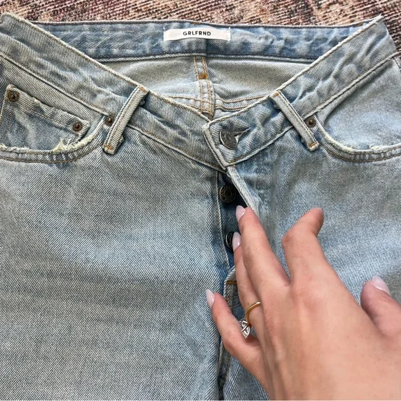 GRLFRND V Dip Waist Jean, 25 - Picture 6 of 7